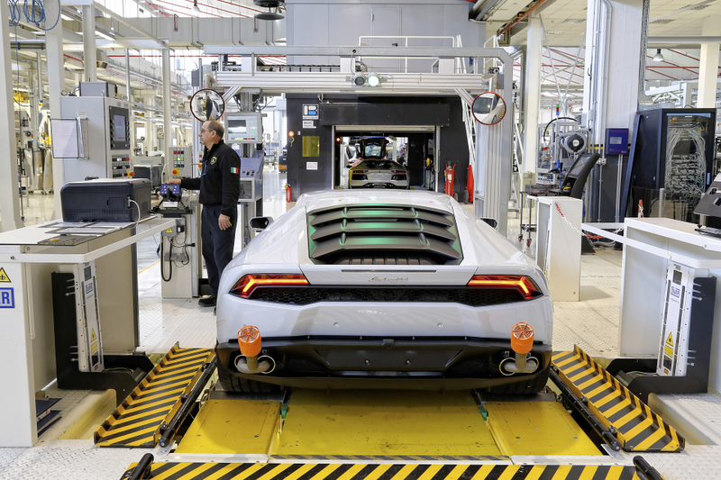 Illustration for article titled How Lamborghini Builds The Huracan